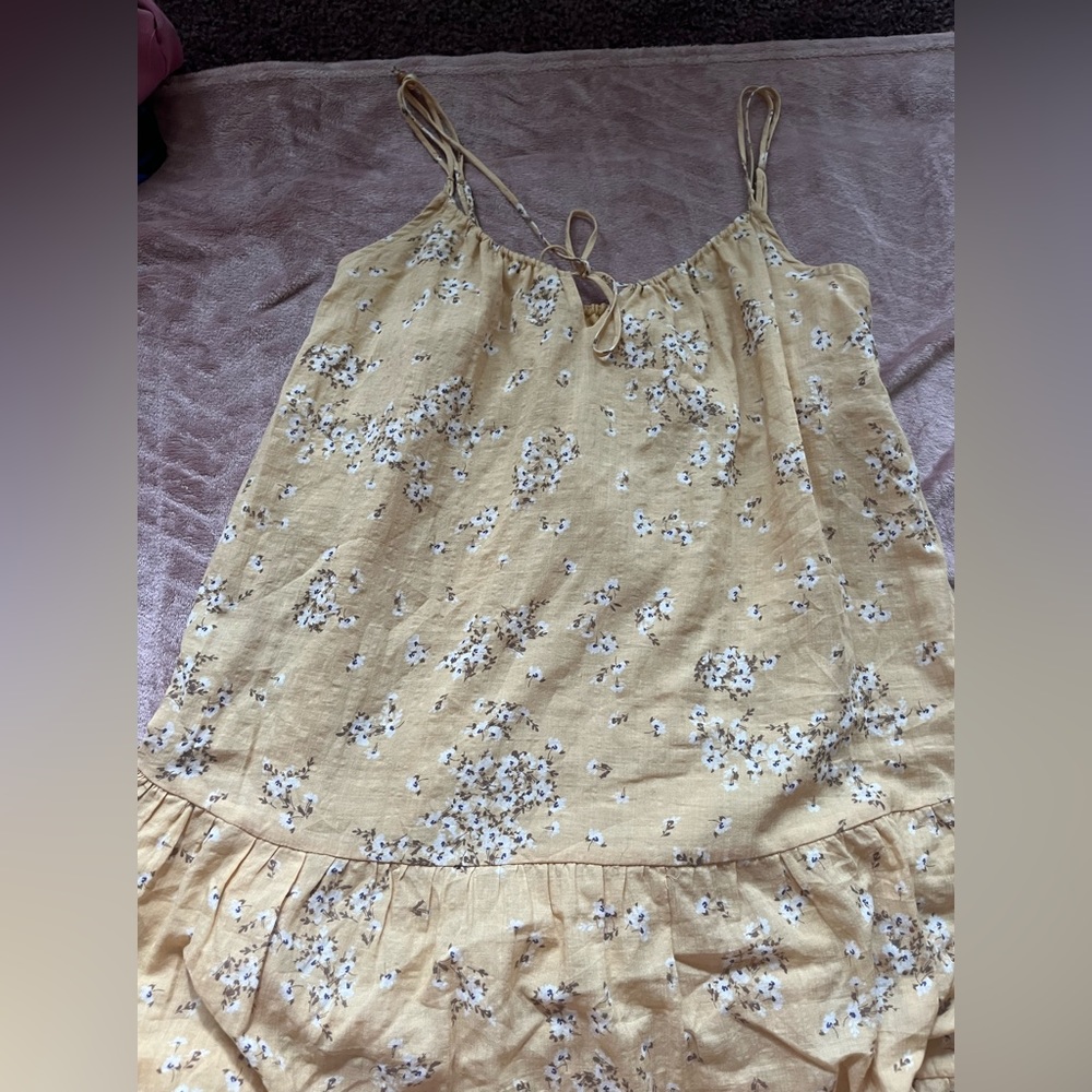Size Medium WILD ROSE BOUTIQUE Dress